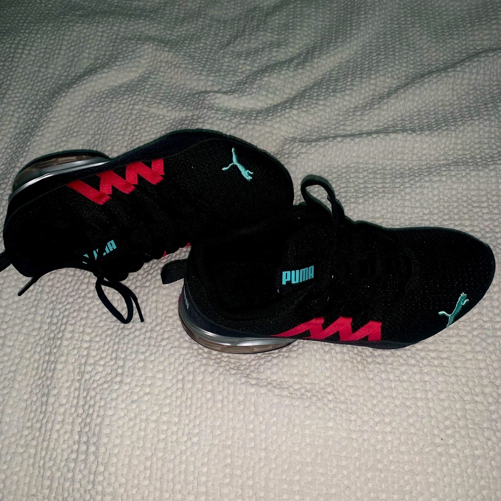 Puma Soft Flex Sneakers